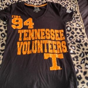 Women’s size small Tennessee Volunteers Tee